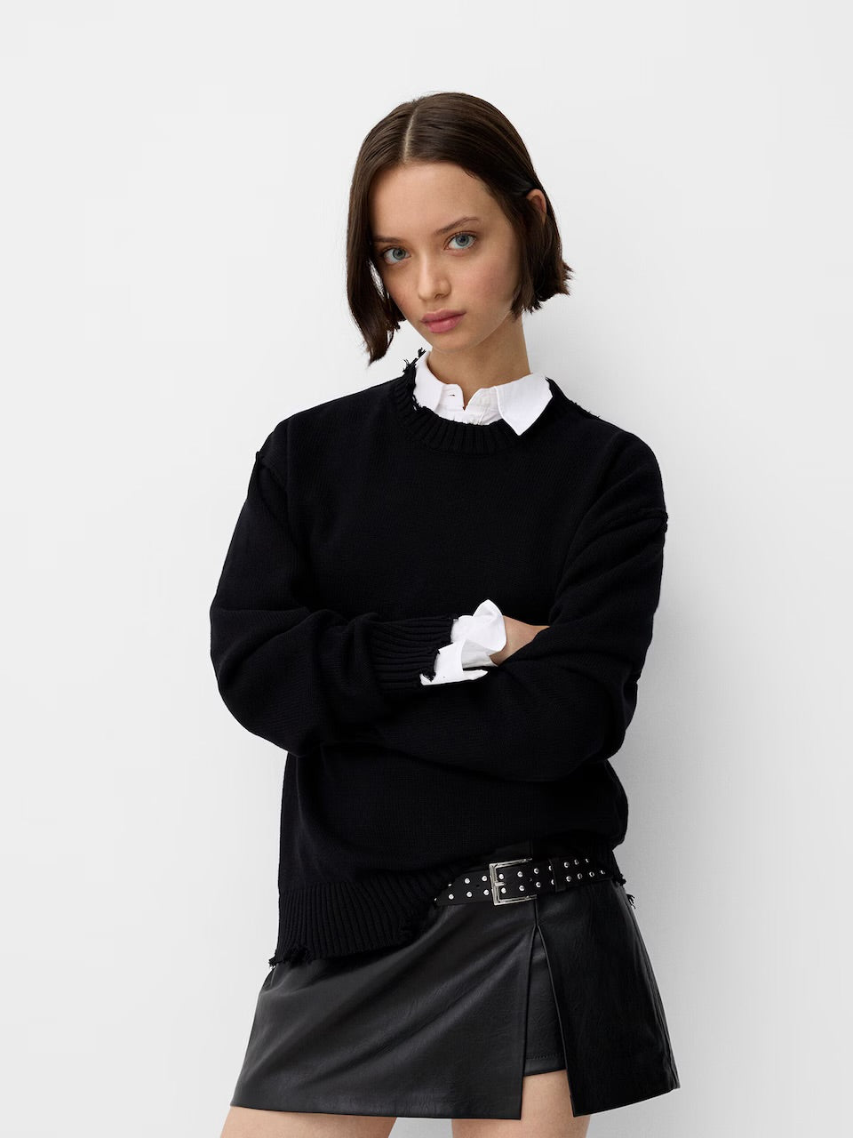 BELTED SIDE SLIT LEATHER SKIRT