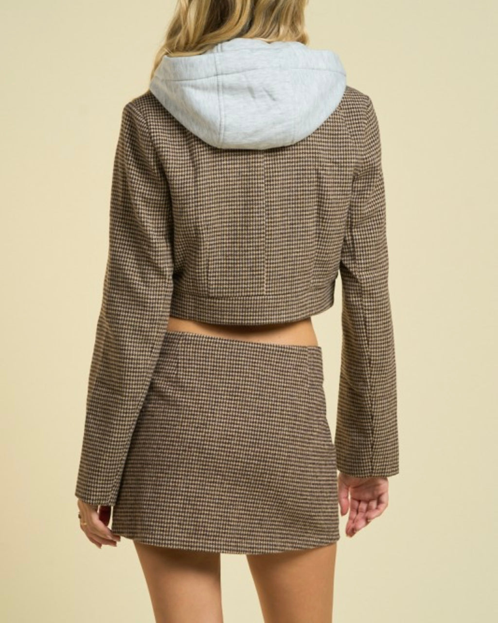 CHECKED PATTERN CROPPED BLAZER WITH HOODIE