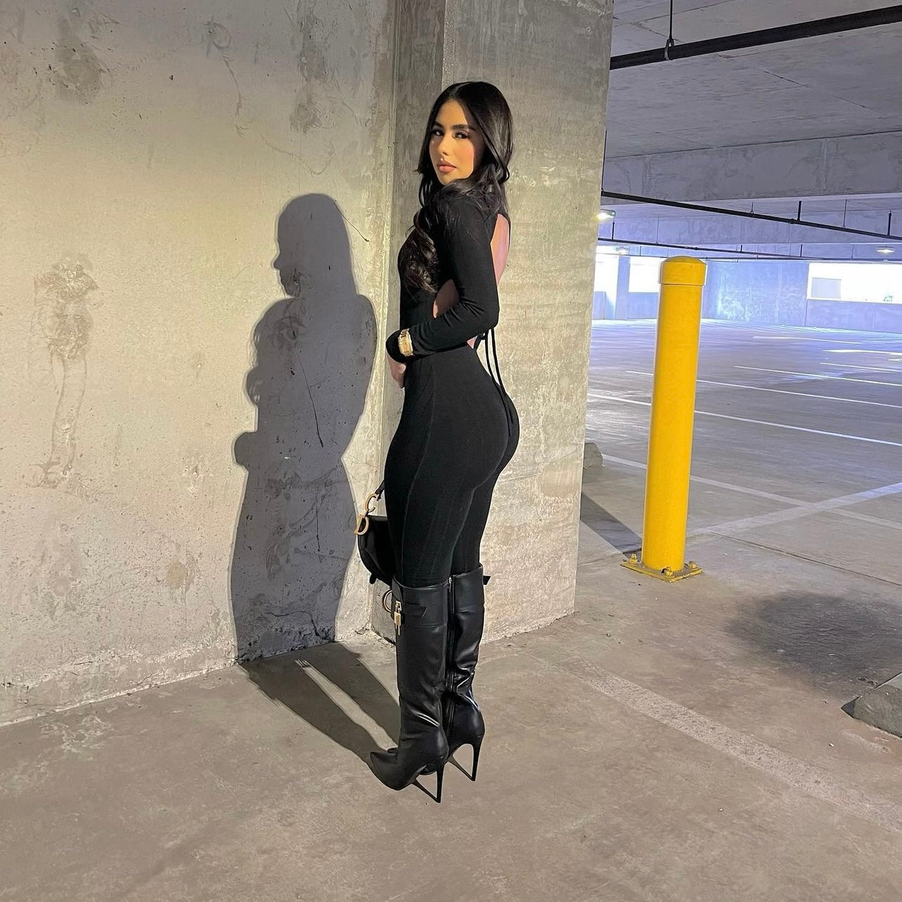 BACKLESS BODYCON JUMPSUIT